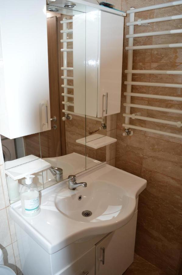 Prishtina Apartments Prisztina Zewnętrze zdjęcie